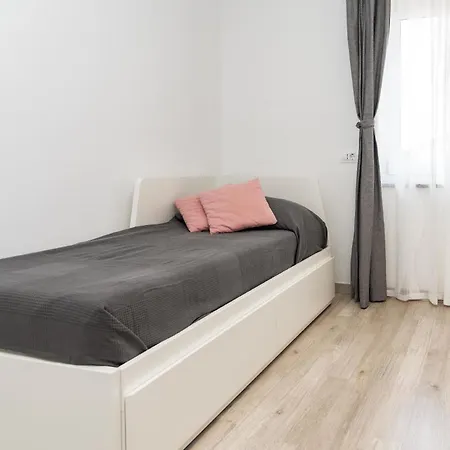 Fuer 4 Personen Ca 75 Qm In Fazana-surida, Istrien Istrische Riviera Apartment