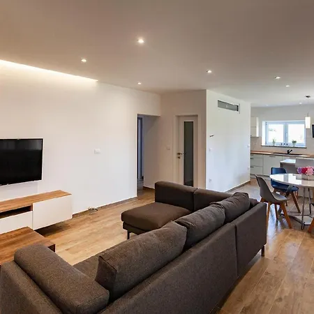 Apartment Fuer 4 Personen Ca 75 Qm In Fazana-surida, Istrien Istrische Riviera