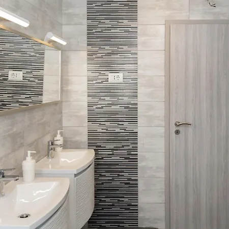 Fuer 4 Personen Ca 75 Qm In Fazana-surida, Istrien Istrische Riviera *